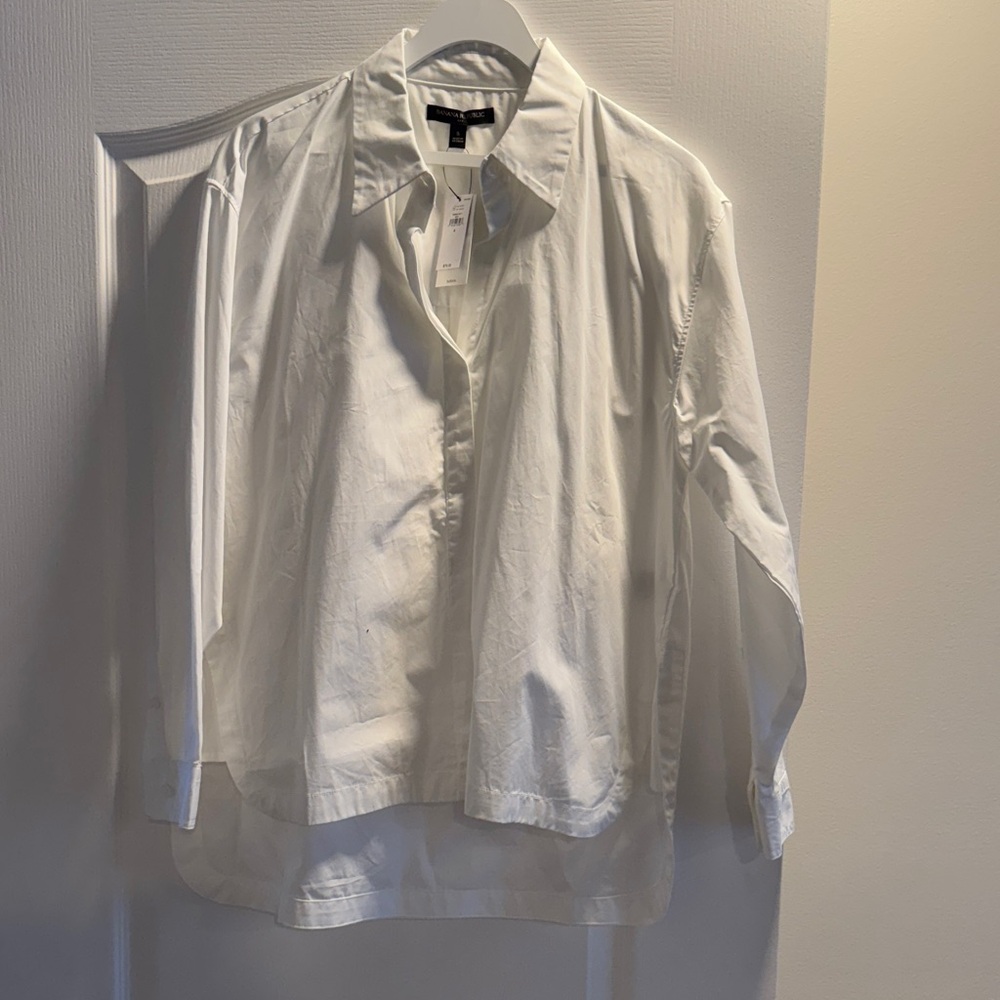 Banana Republic White Button Down Shirt